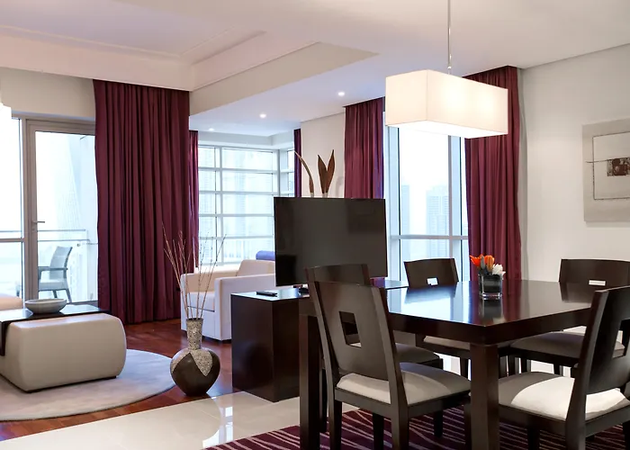 Romantic hotel: Pullman Dubai Jumeirah Lakes Towers