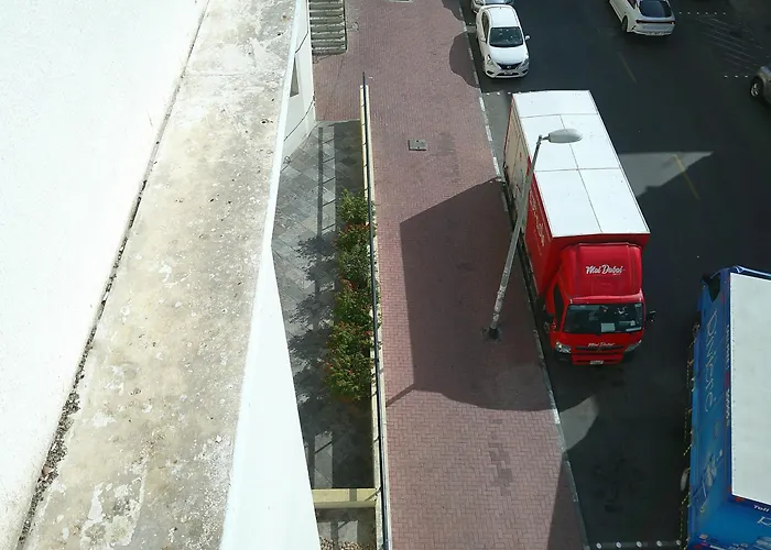 Ruby Star Budget Room With Shared Washroom Access 321