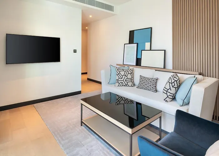Vida Dubai Marina & Yacht Club